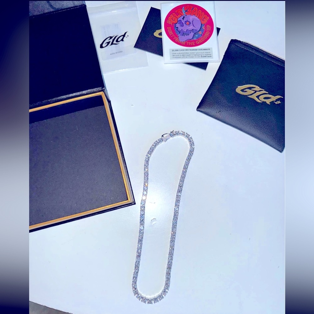 GLD NWT Real White Gold / White Diamond Gemstone Tennis Chain 16 Inch Length
